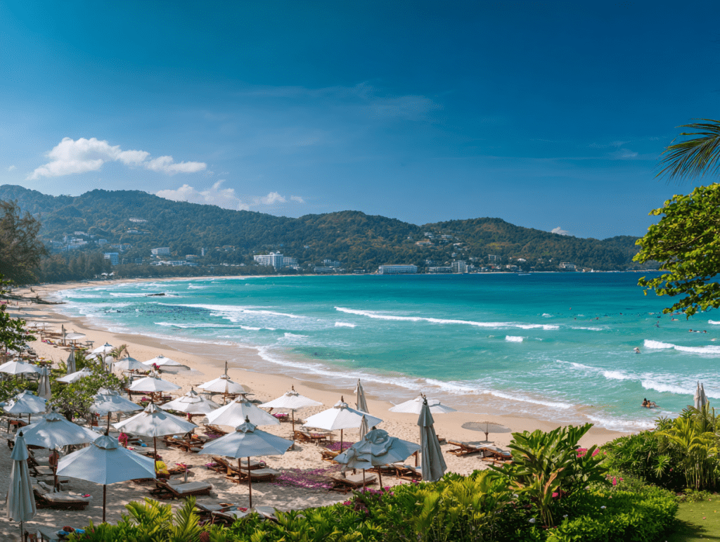 2. 푸켓, 태국 - 다양한 매력을 가진 완벽한 휴양지