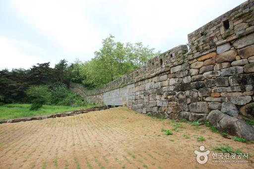 36. 가산산성