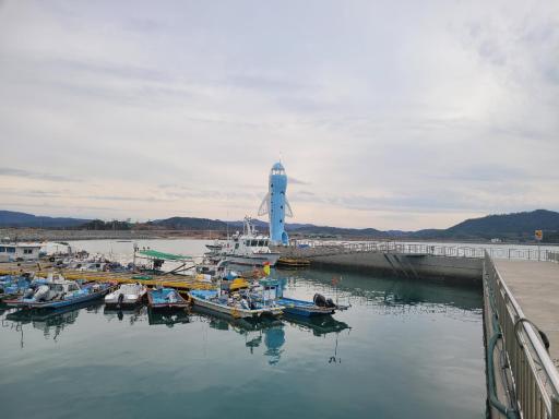 48. 톱머리항방파제등대