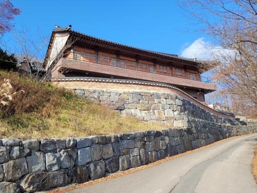 47. 적상산성