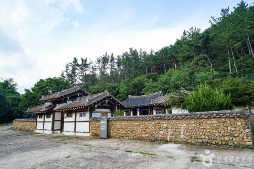 1149. 소곡서당