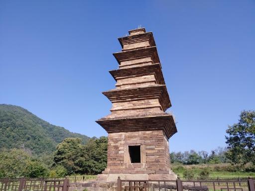 영양산해리오층모전석탑