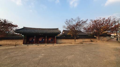 9. 김수로왕릉