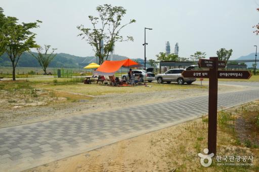 세종합강캠핑장
