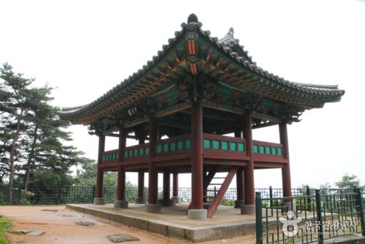 21. 부소산성
