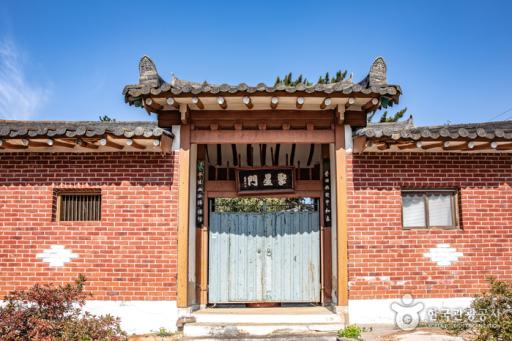 136. 용강서원