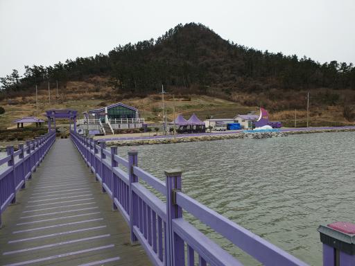 132. 반월도