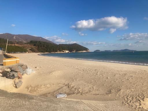 익금해수욕장