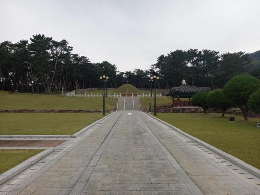 56. 수로왕비릉