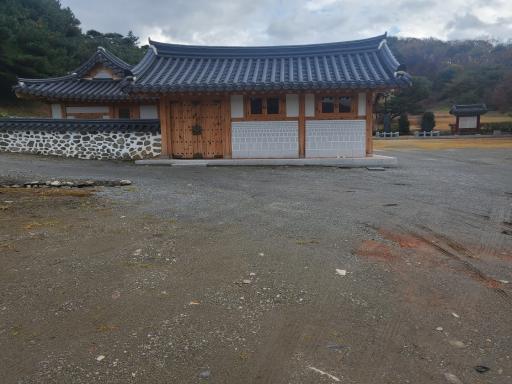28. 정몽주선생묘