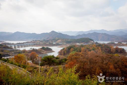 78. 용담호