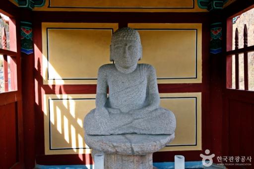 1148. 충주문주리석불좌상
