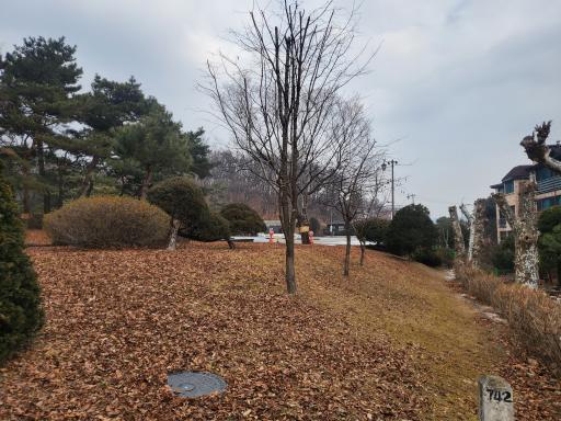 1. 4.19기념탑