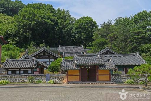 83. 용문서원