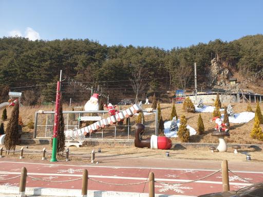 241. 분천역산타마을