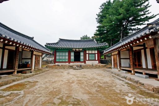 24. 진잠향교
