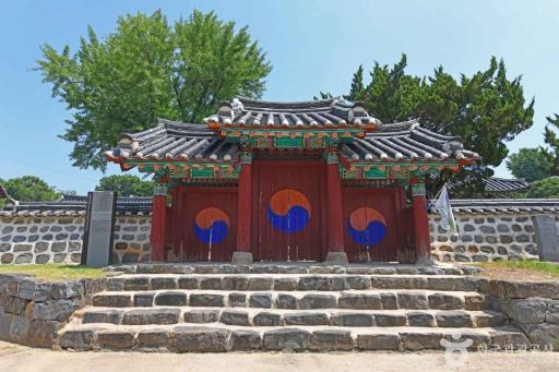 83. 부여향교